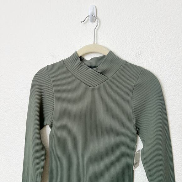 [Free People] Army Green XYZ Bodysuit Long Sleeve Ribbed Turtleneck NWT Sz L/XL - Picture 4 of 12